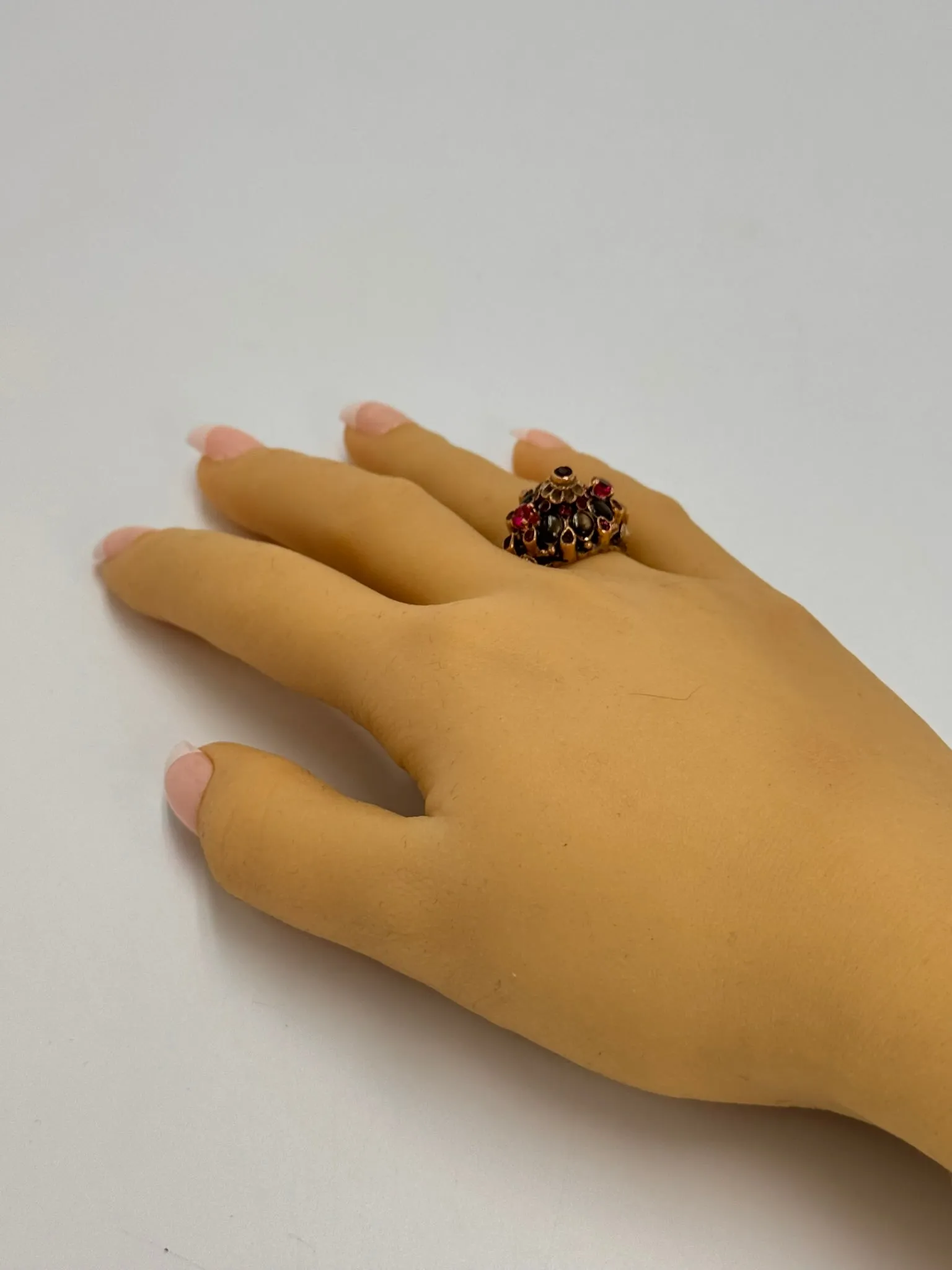 8k yellow gold multi stone ring