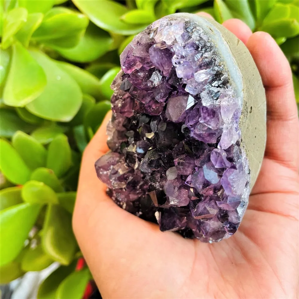 Large Amethyst Geode (Item #0019)