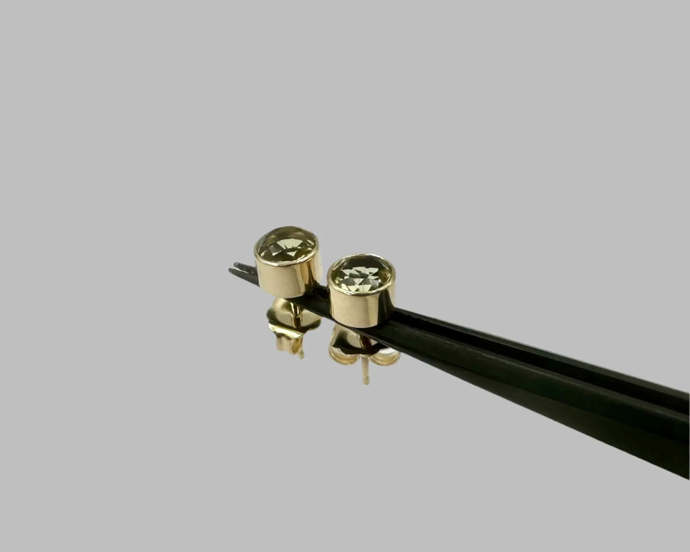 LEMON QUARTZ TUBE STUDS YELLOW GOLD