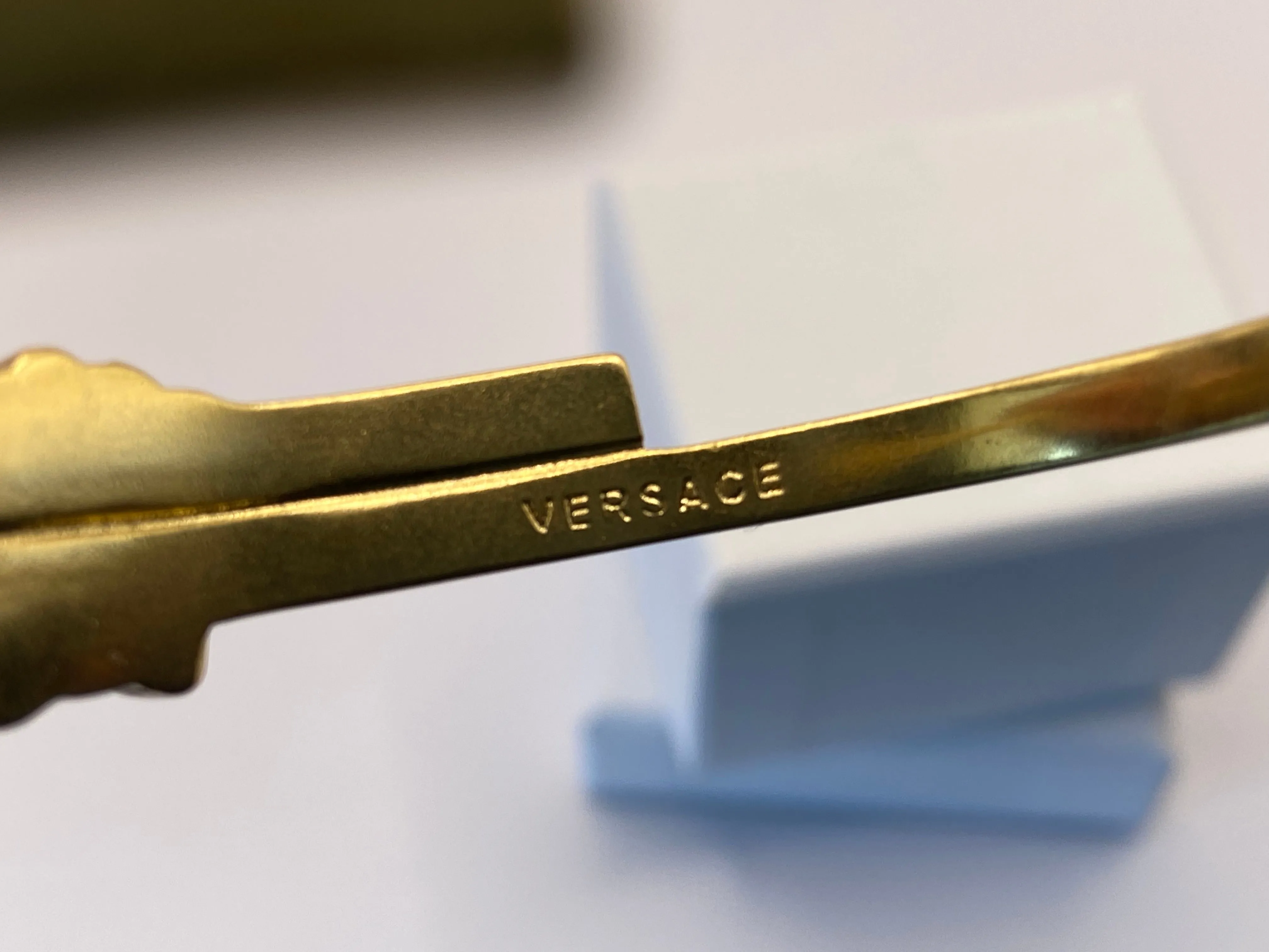 Medusa Cuff Bracelet-Gold